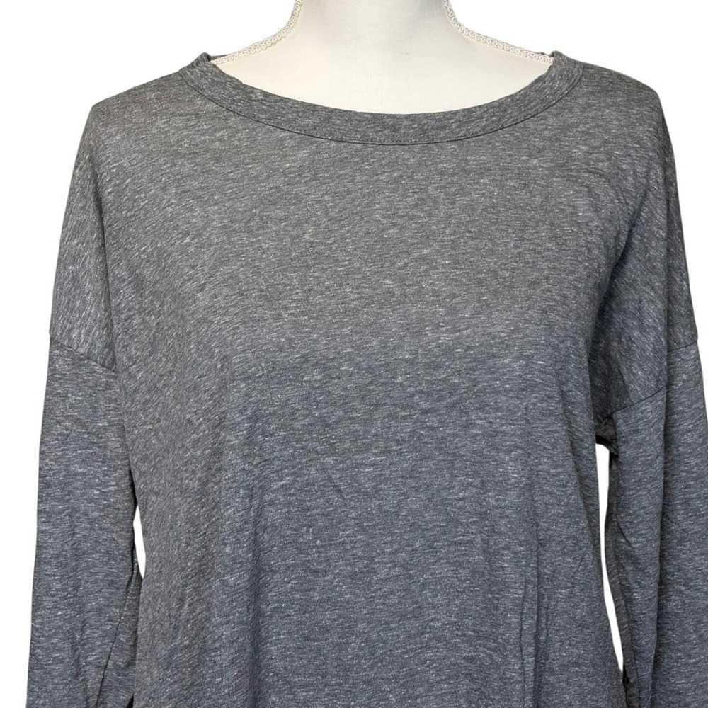 Lulus Charcoal Gray Long Sleeve Tee Shirt Soft Knit Casual Basic Top Size M NWT - Picture 3 of 9